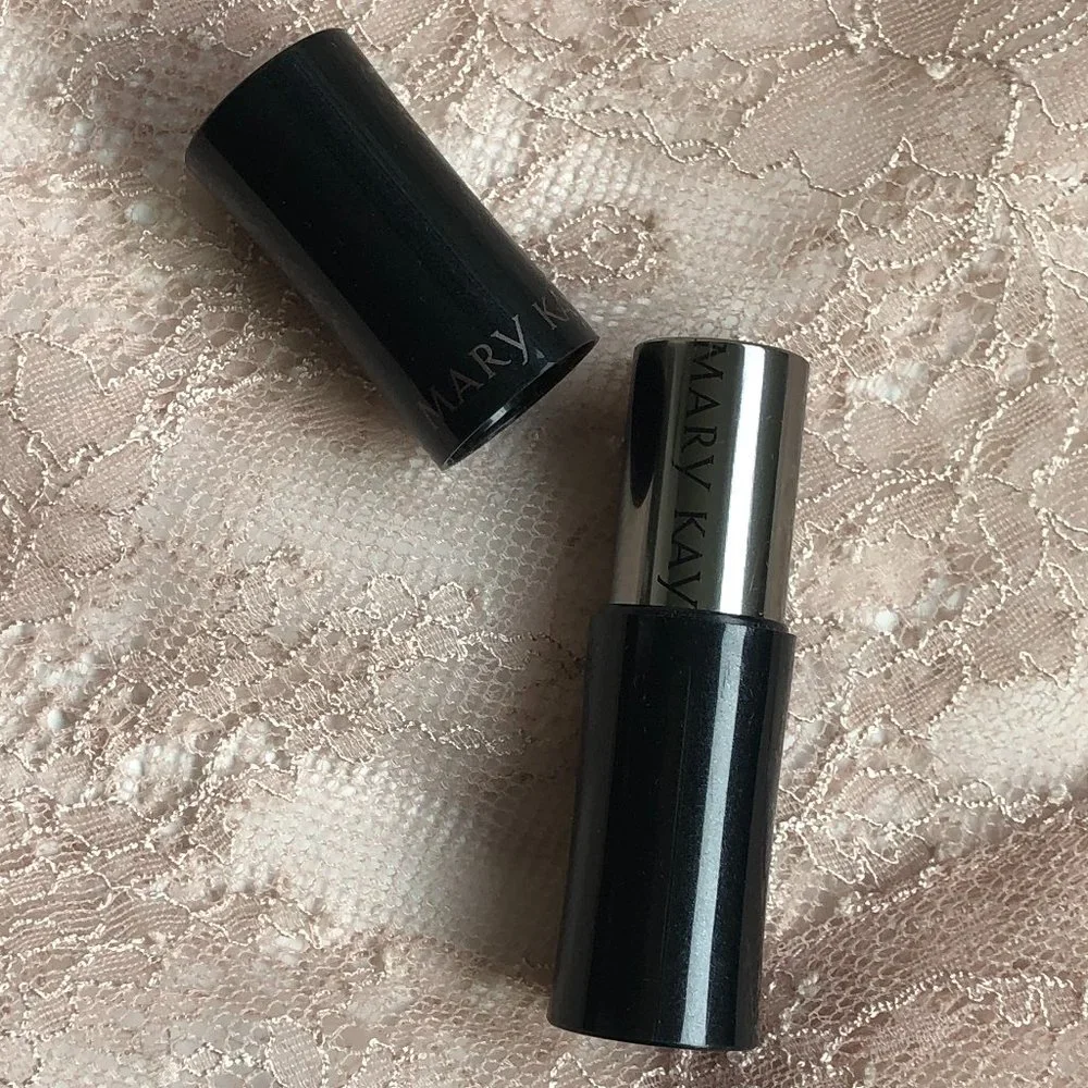 Mary Kay Really Red Creme Lipstick Retro Classic Fairycore Glam Beauty